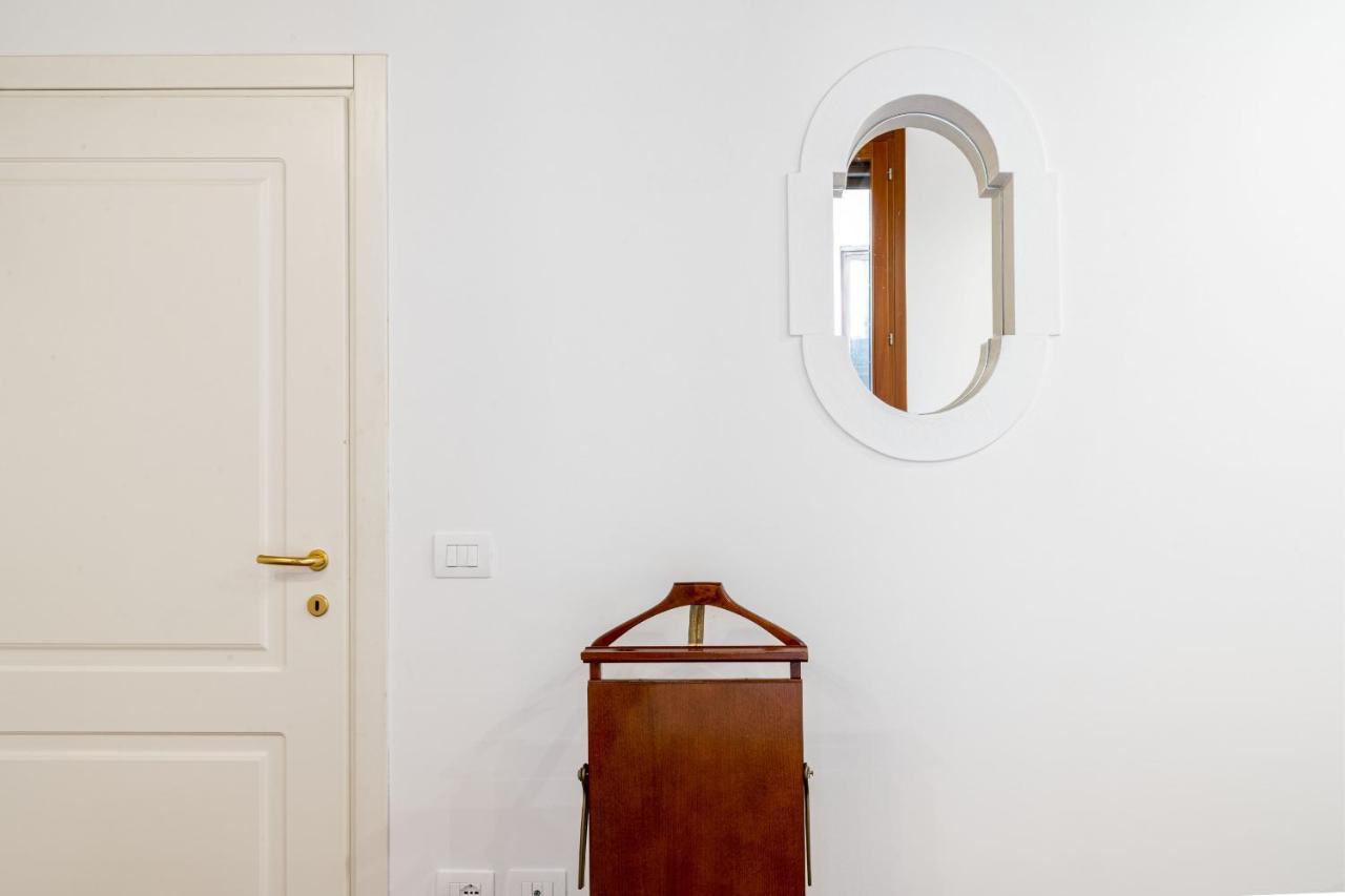 Ca' Della Commedia - San Marco By Wonderful Italy Apartman Velence Kültér fotó