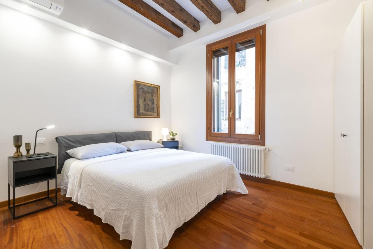 Ca' Della Commedia - San Marco By Wonderful Italy Apartman Velence Kültér fotó