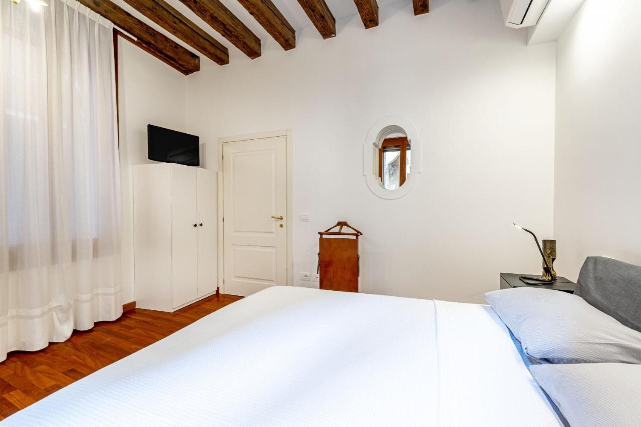 Ca' Della Commedia - San Marco By Wonderful Italy Apartman Velence Kültér fotó